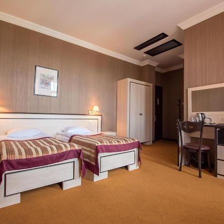 Hotel Rike Park Тбилиси Экстерьер фото